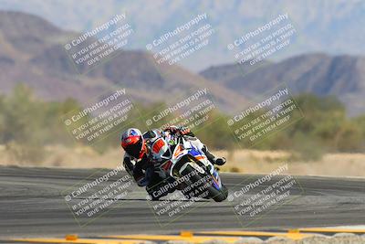 media/Oct-20-2024-CVMA (Sun) [[d4a3dff211]]/Race 2-Supersport Middleweight/